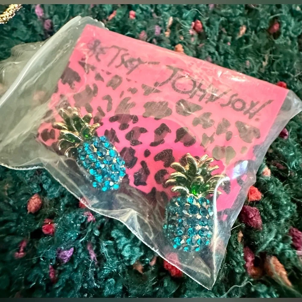 Betsey Johnson Pineapple Set — Necklace, Brooch + Earrings | NWT Vintage